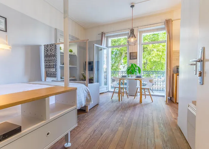 Appartement Clemenceau - Parking Privé Inclus Aix-les-Bains